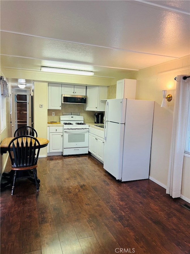 13576 California St unit 34A, Yucaipa, CA 92399 - photo 4