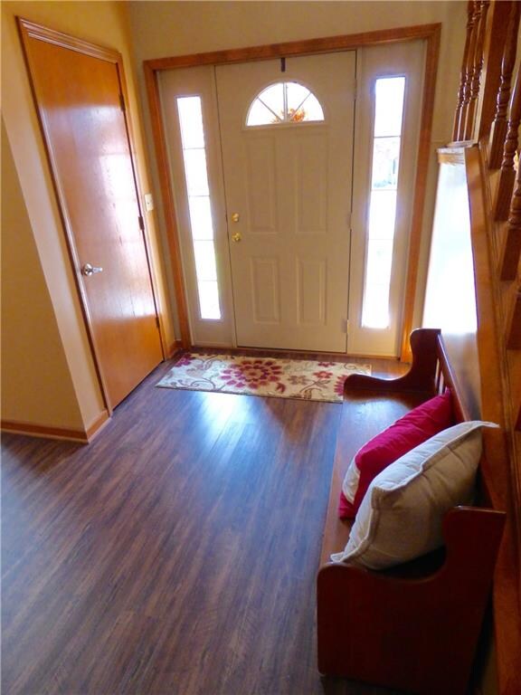 1177 Creekside Ln, Plainfield, IN 46168 - photo 3