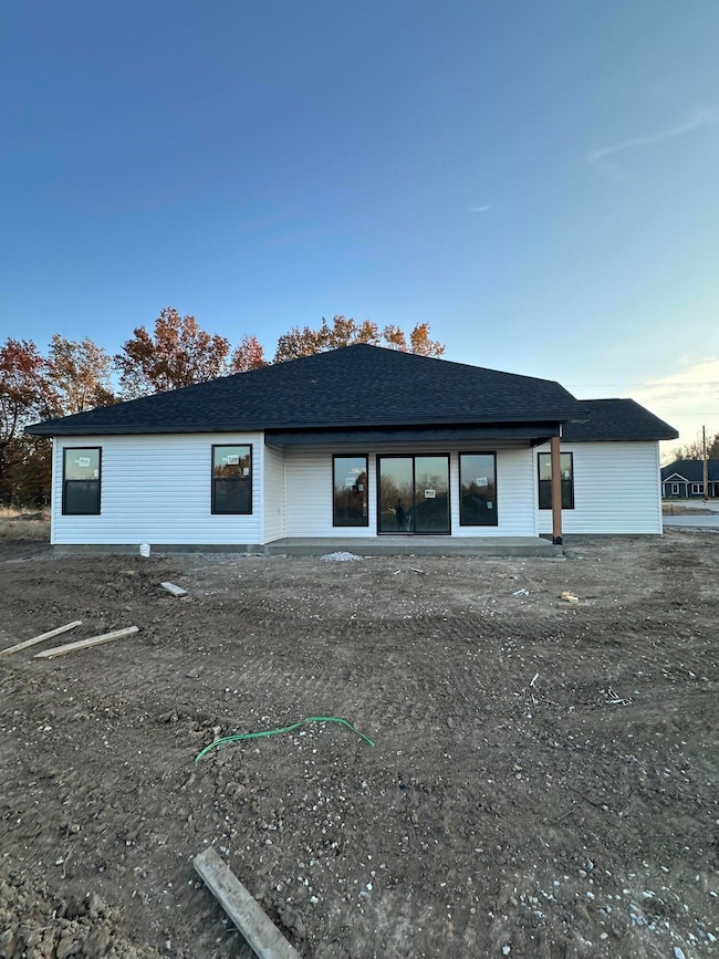 706 N Neo St, Sturgeon, MO 65284 - photo 5