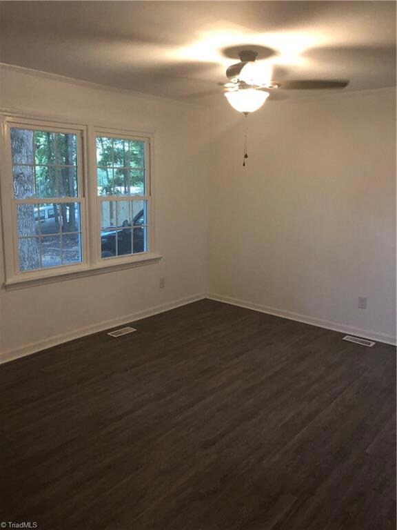 8563 Us Highway 220 Bus N, Randleman, NC 27317 - photo 5