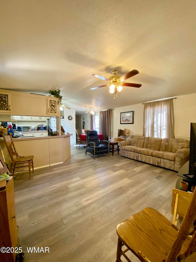 640 S Clark Rd, Show Low, AZ 85901 - photo 7