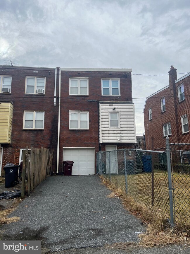 719 W 38th St, Wilmington, DE 19802 - photo 2