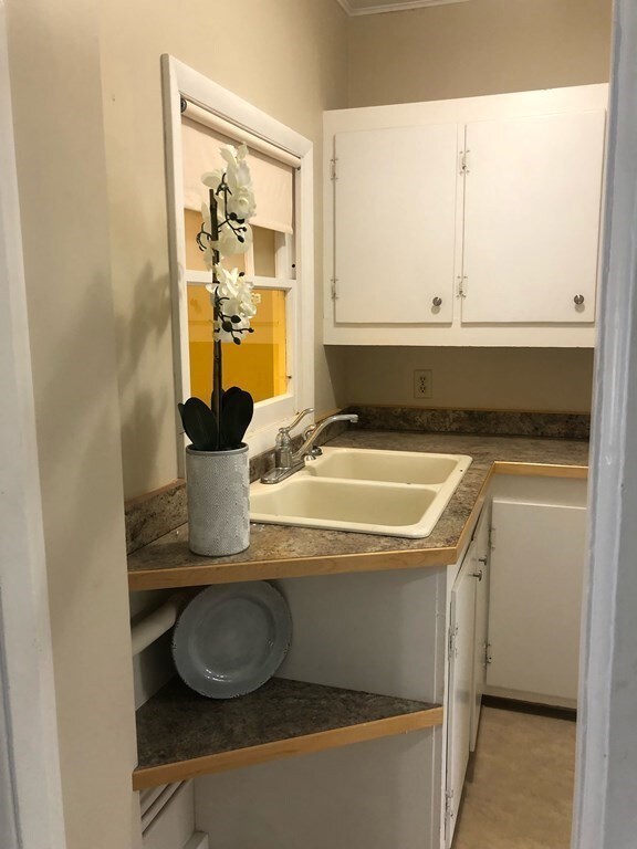 27 Grant St unit 4, Taunton, MA 02780 - photo 6