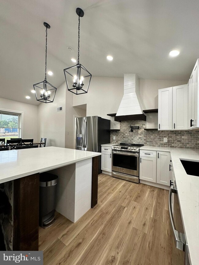 4006 Warm Spring Rd, Chambersburg, PA 17202 - photo 6