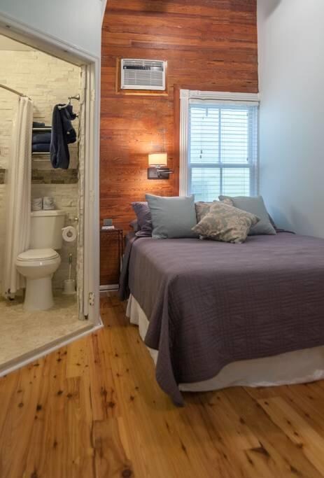 bed toilet