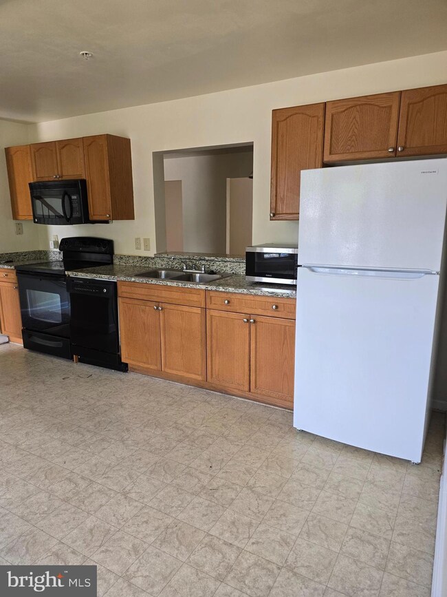 4409 Blue Heron Way, Bladensburg, MD 20710 - photo 3