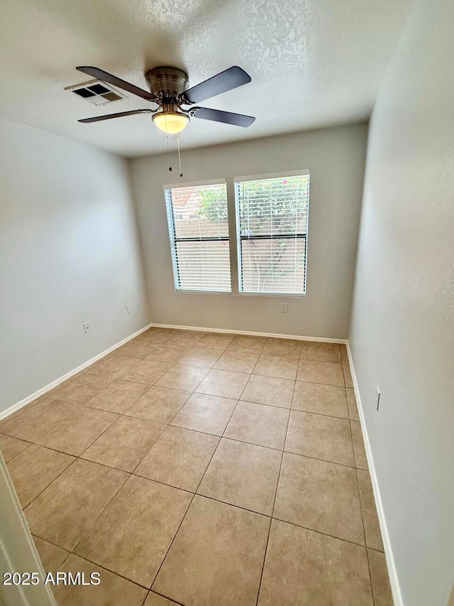 646 N Cobblestone St, Gilbert, AZ 85234 - photo 2