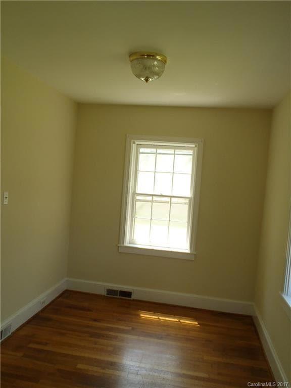 419 N Center St, Statesville, NC 28677 - photo 3