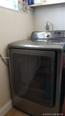 Dryer - 2yrs old
