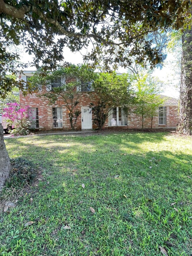 10088 Woodhollow Dr unit 77385, Conroe, TX 77385 - photo 3