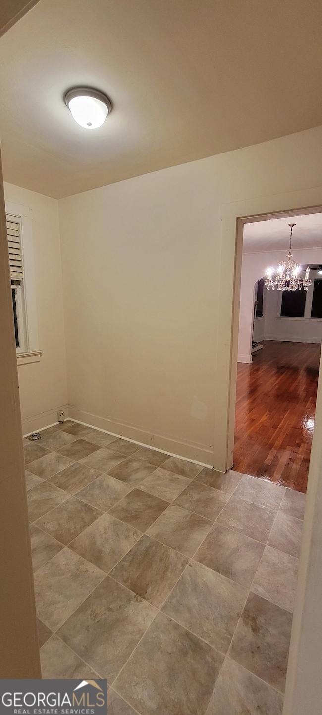 651 W 42nd St, Savannah, GA 31415 - photo 3