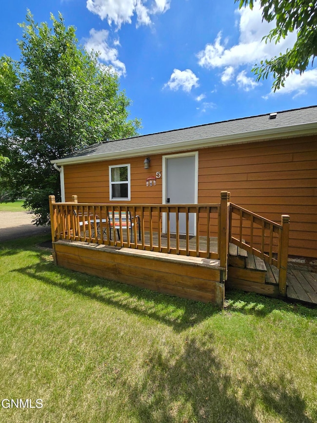 803 Broadway St unit 4 & 5, Napoleon, ND 58561 - photo 7