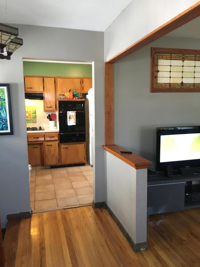 145 Garrison Ave, Staten Island, NY 10314 - photo 7