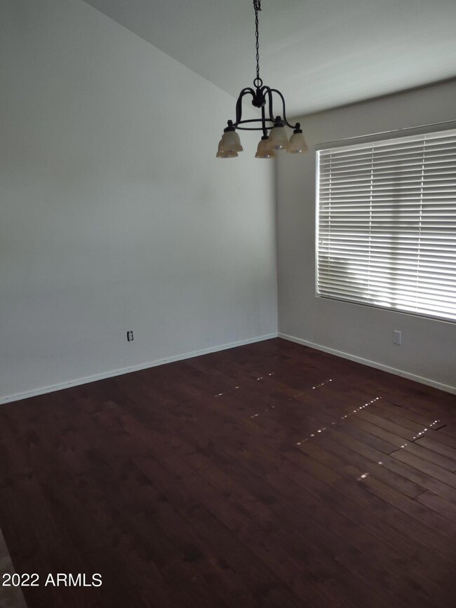 8-Dining Room