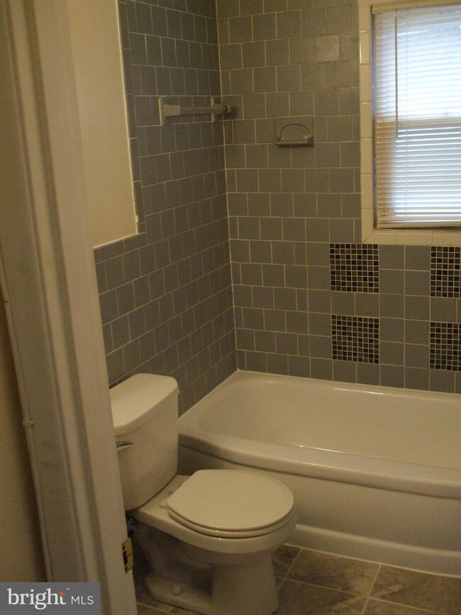 5506 Decatur St, Hyattsville, MD 20781 - photo 4