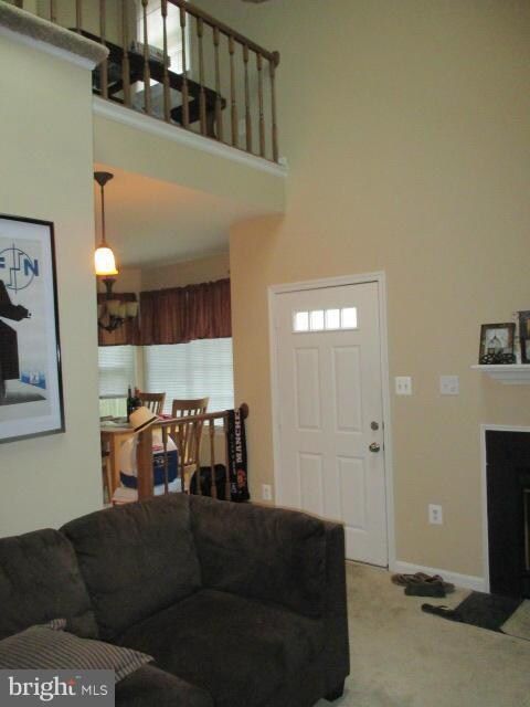 15062 Maple Glen Ct, Dumfries, VA 22025 - photo 2