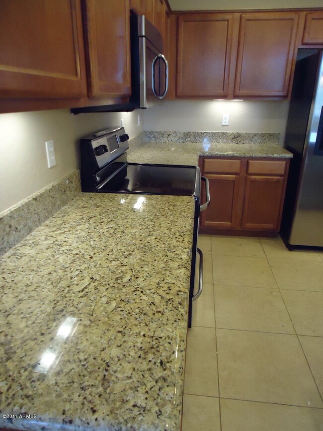 Gorgeous Granite Tops w/ great lighting!