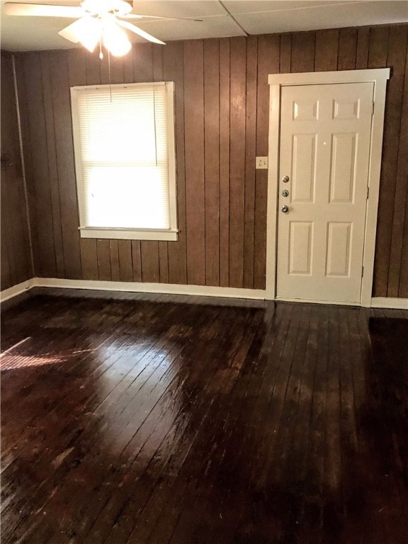 Foyer with hardwood / wood-style floors, ceiling f