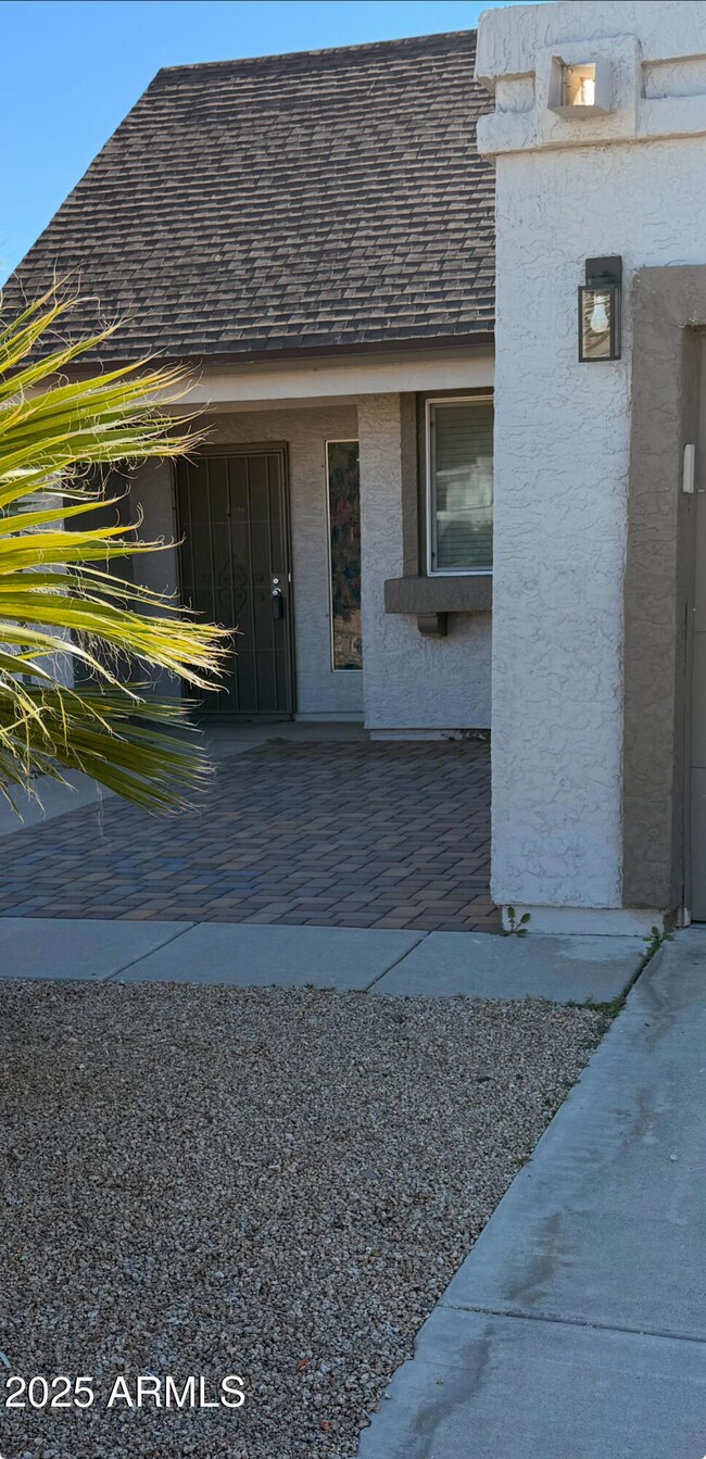 1213 E Tonto Ln, Phoenix, AZ 85024 - photo 2