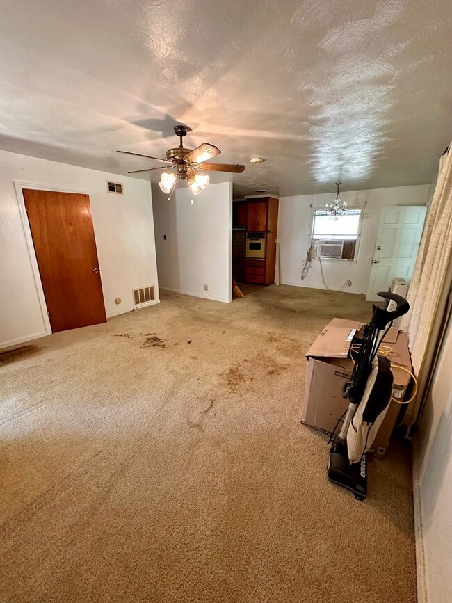 210 Massee Dr, Dothan, AL 36301 - photo 6