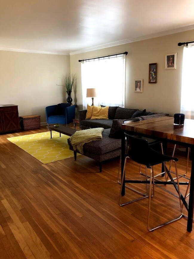 2765 Charing Rd unit 769, Columbus, OH 43221 - photo 3