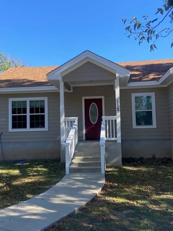 112 Palmo Dr, Luling, TX 78648 - photo 4