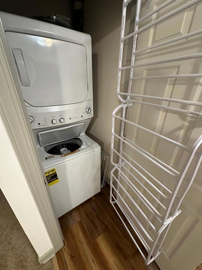 3502 Ivy Commons Dr unit 202, Raleigh, NC 27606 - photo 6