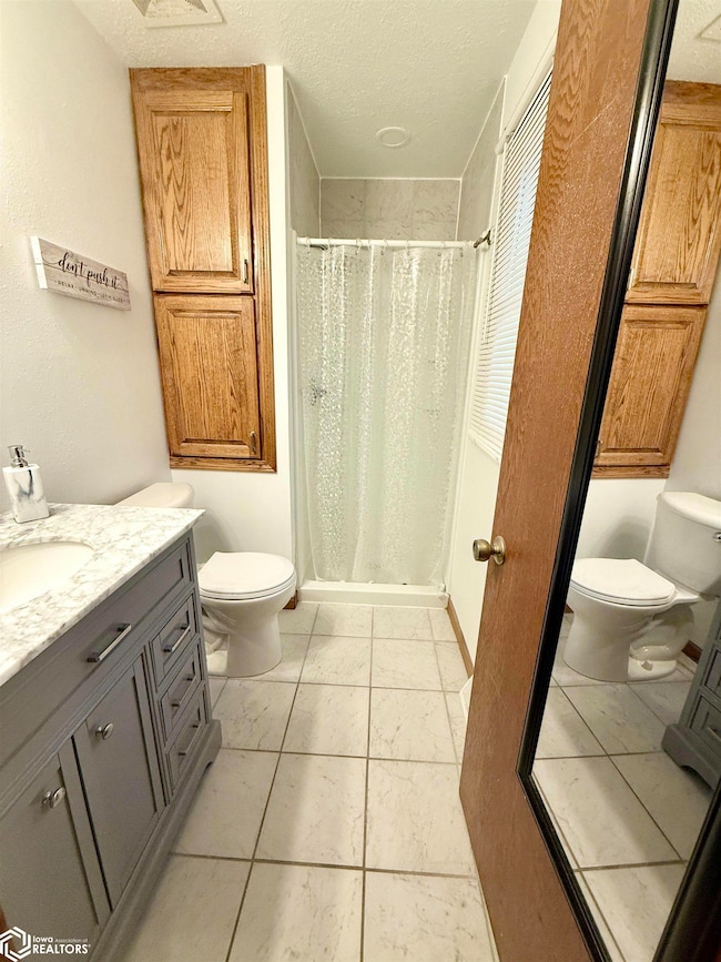 718 Alta Vista Dr, Carroll, IA 51401 - photo 7