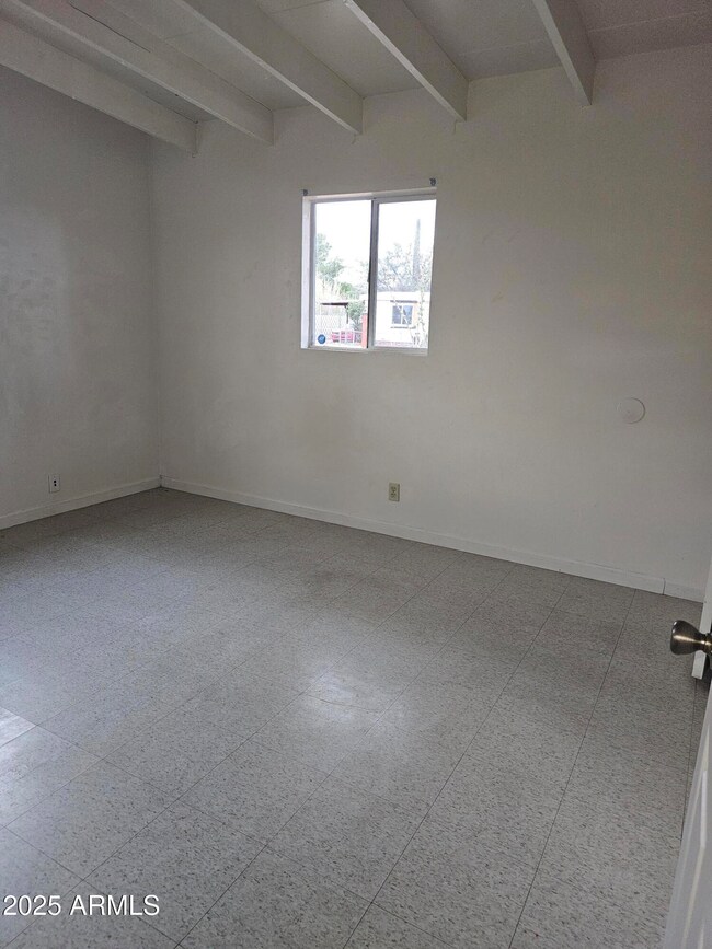 113 E Navajo St, Huachuca City, AZ 85616 - photo 6