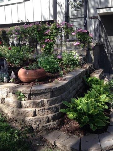 6614 Larsen Ln, Shawnee, KS 66203 - photo 3