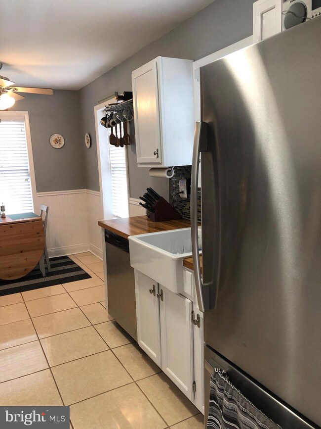 137 Pebble Rd, East Windsor, NJ 08520 - photo 5