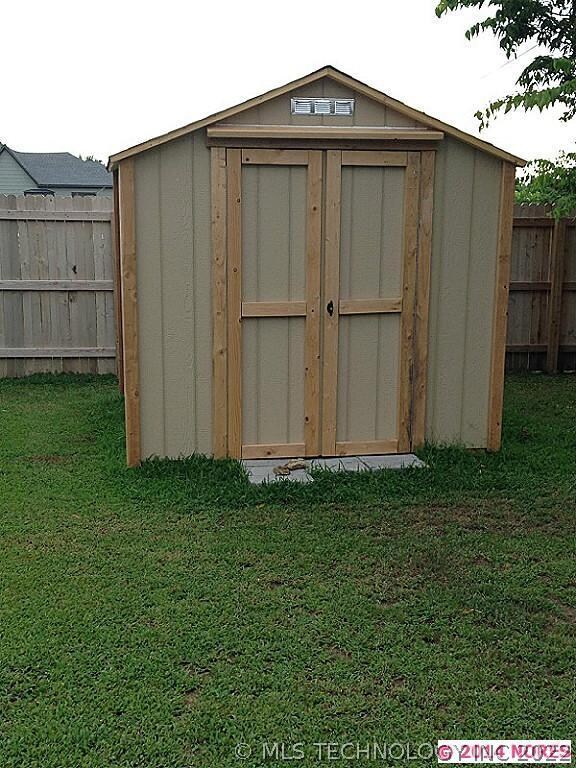 11802 N 193rd East Ave, Collinsville, OK 74021 - photo 4