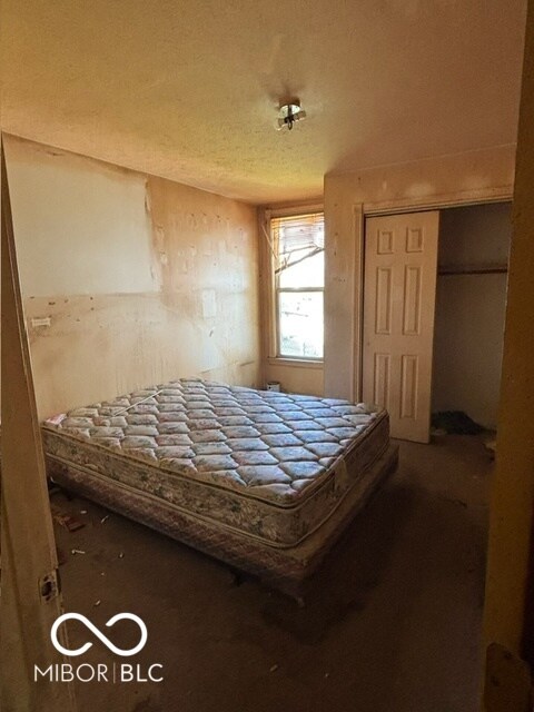 933 N Tuxedo St, Indianapolis, IN 46201 - photo 4