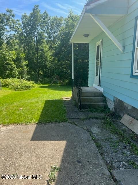 126 Scott Ave, Castleton On Hudson, NY 12033 - photo 3