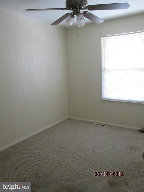 1484 Harford Square Dr, Edgewood, MD 21040 - photo 5