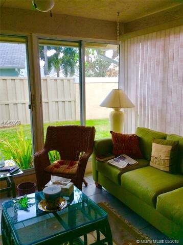 121 Adobe Cir, Jupiter, FL 33458 - photo 3