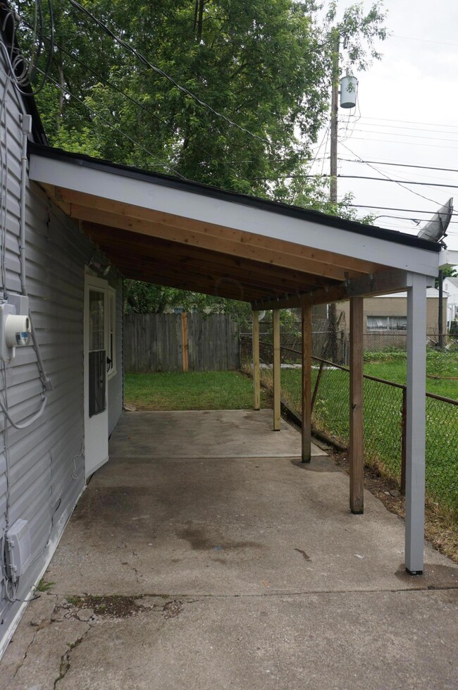 3527 Gerbert Rd, Columbus, OH 43224 - photo 2