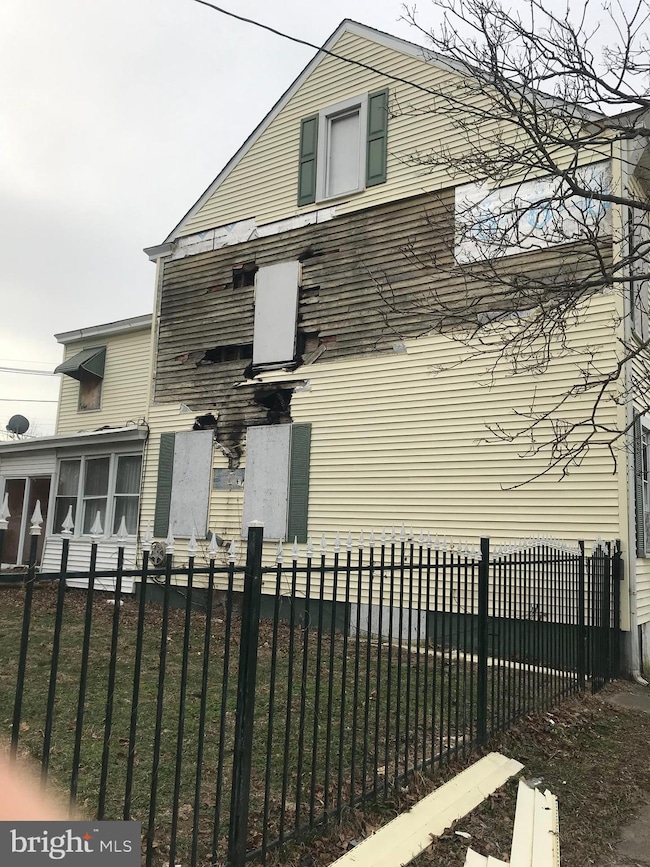 2317 S Clinton Ave, Trenton, NJ 08610 - photo 4