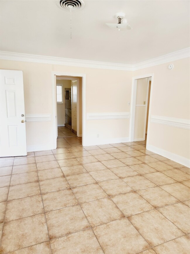 3613 Rychlik Rear Dr, Rosenberg, TX 77471 - photo 4