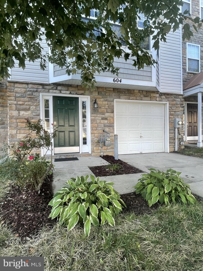 604 Burr Oak Ct, Prince Frederick, MD 20678 - photo 3