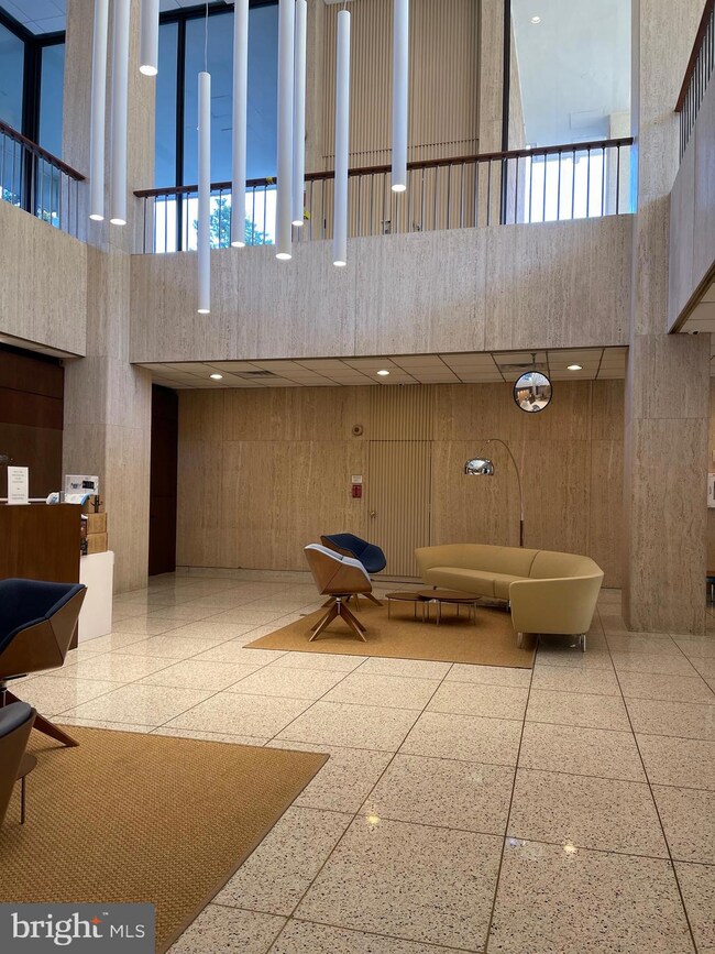 Riverside unit A612, Washington, DC 20024 - photo 4