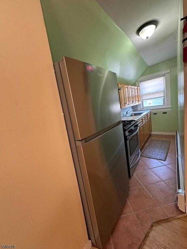 918 S 17th St unit 920, Newark, NJ 07108 - photo 6