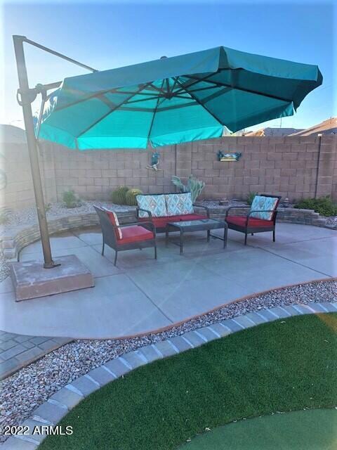 Back yard patio area