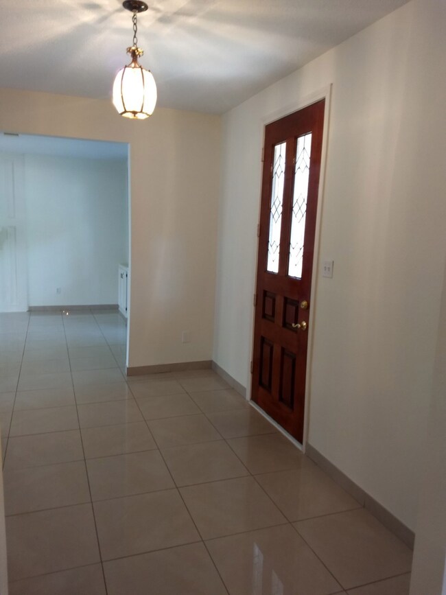 7211 N Hearthstone Green Ct, Houston, TX 77095 - photo 3