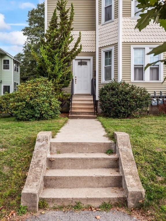 371 Chandler St unit 2, Worcester, MA 01602 - photo 3