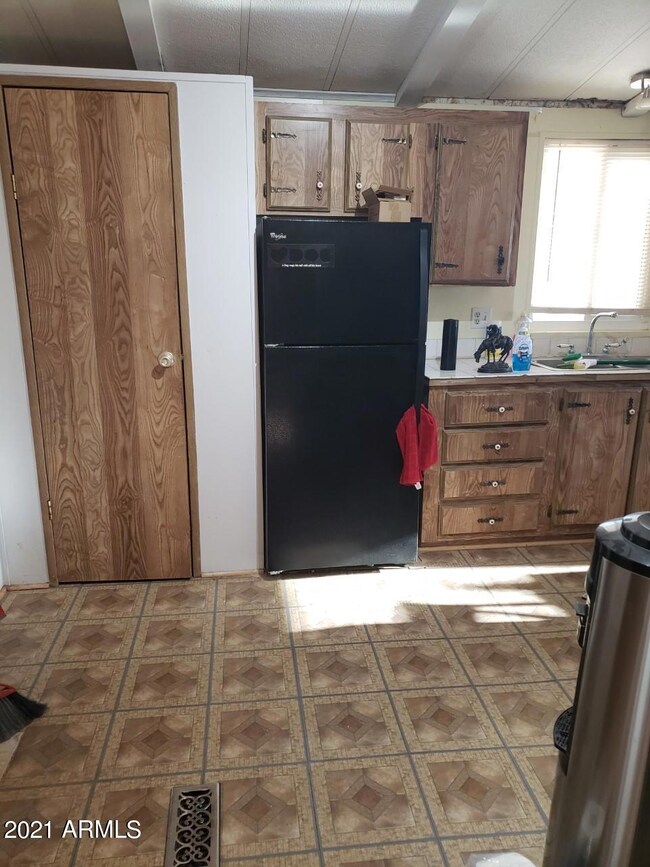 Kitchen 1