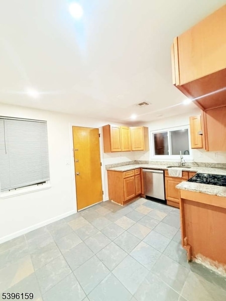 437 Elm St, Kearny, NJ 07032 - photo 4