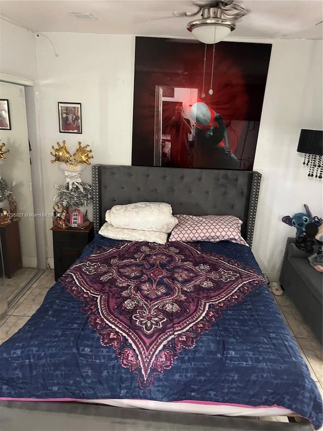 240 E 39th St, Hialeah, FL 33013 - photo 6