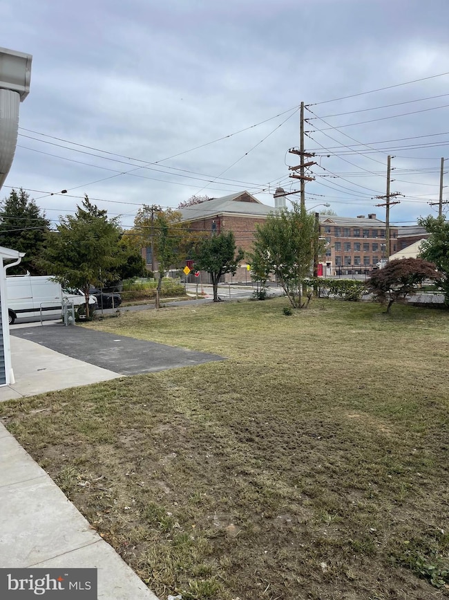 909 N 24th St, Camden, NJ 08105 - photo 7