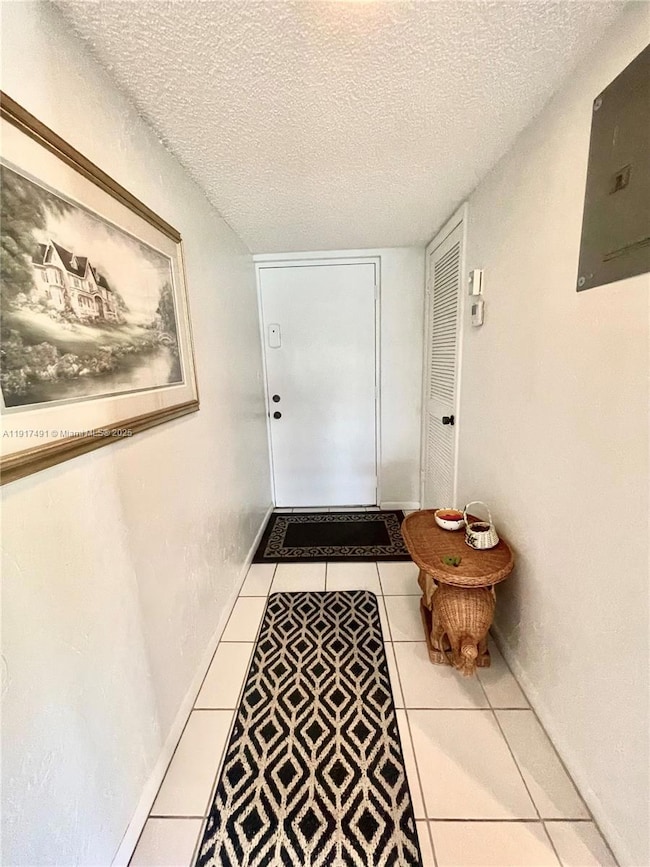 2309 S Cypress Bend Dr unit 311D, Pompano Beach, FL 33069 - photo 4